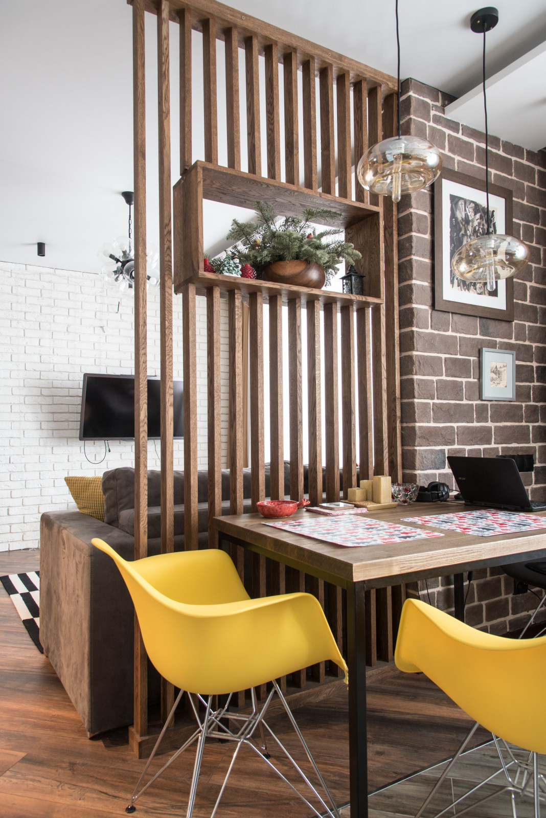 Дизайн интерьера гостиной-кухни для квартиры по пер.Пушкарский