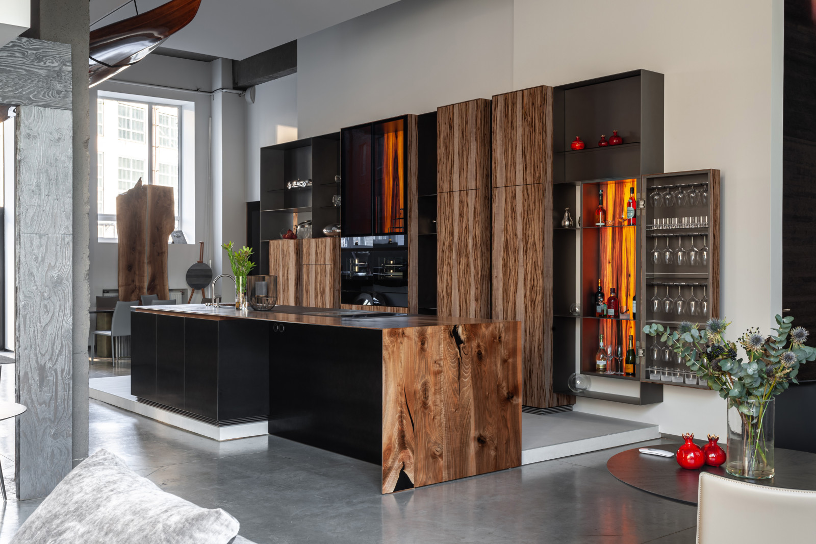 ПРОЕКТ КУХОННОГО ПРОСТРАНСТВА UNIQPLACE SHOWROOM