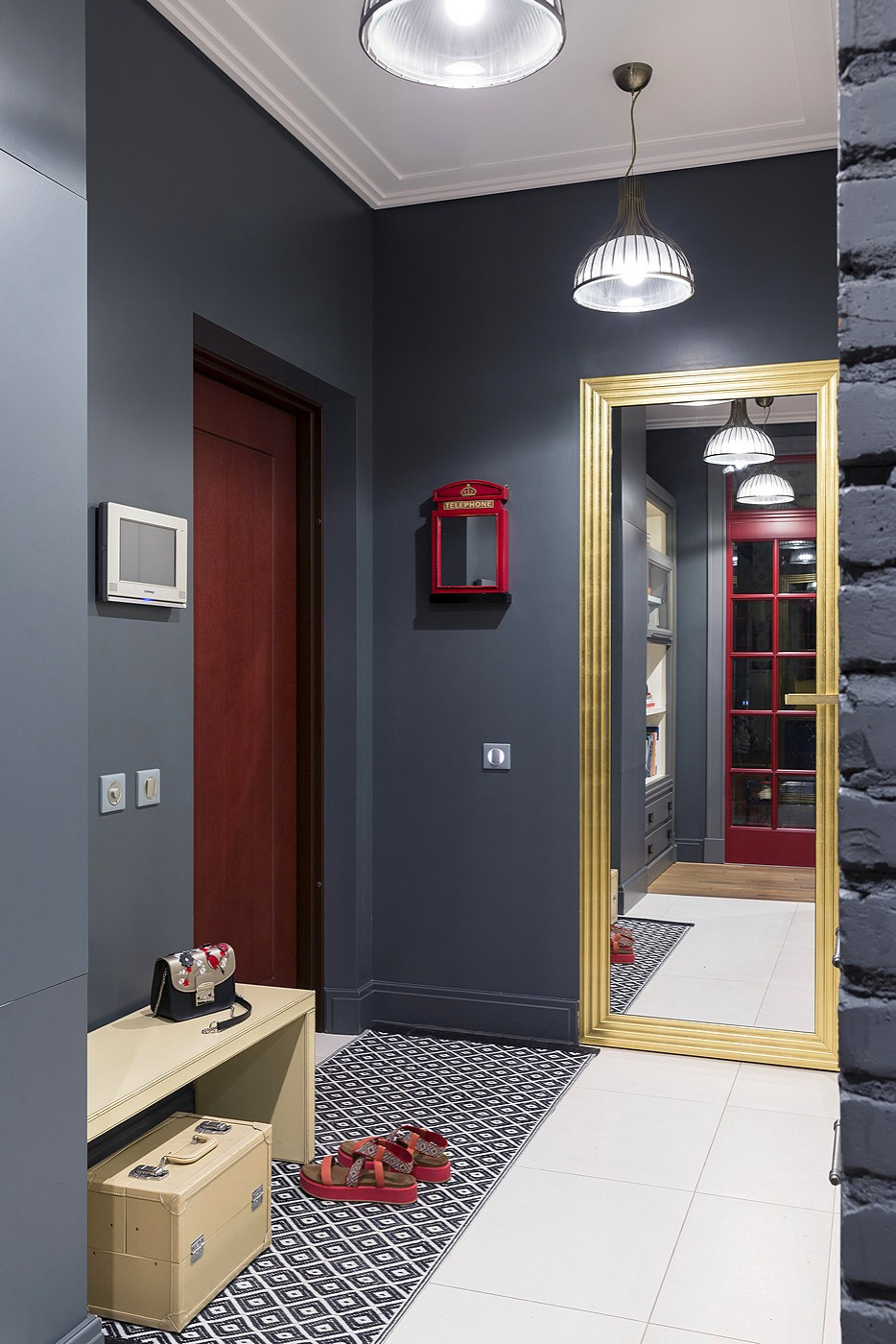 Разноцветная квартира