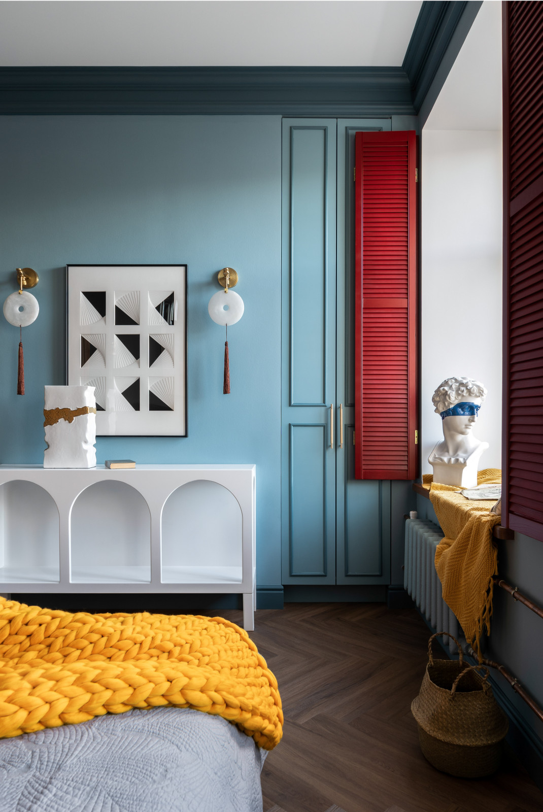 Яркая квартира на Невском