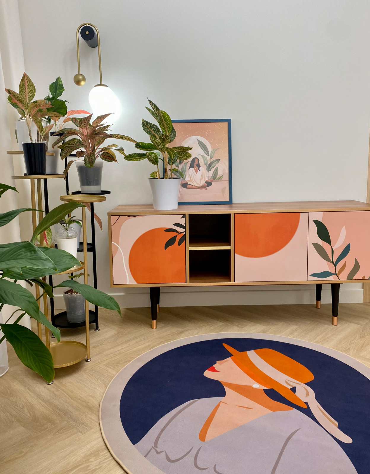 Малые м2 - не помеха комфорта. Смелый и яркий интерьер для молодой семьи