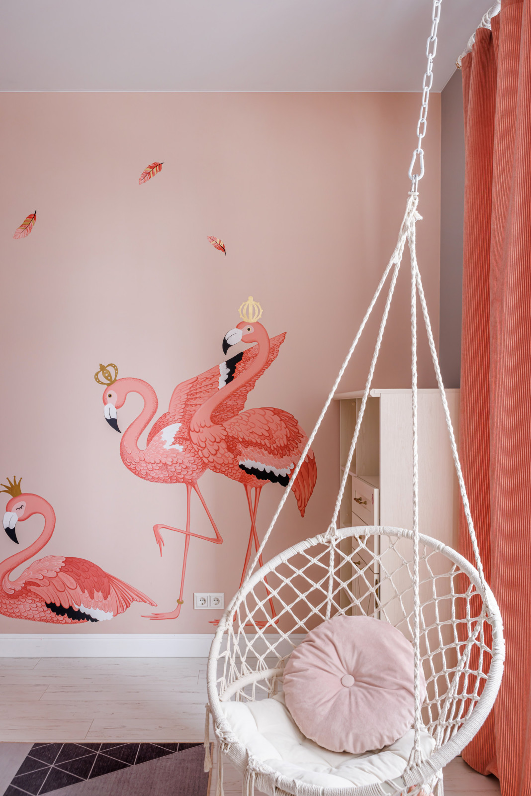 Квартира с павлином