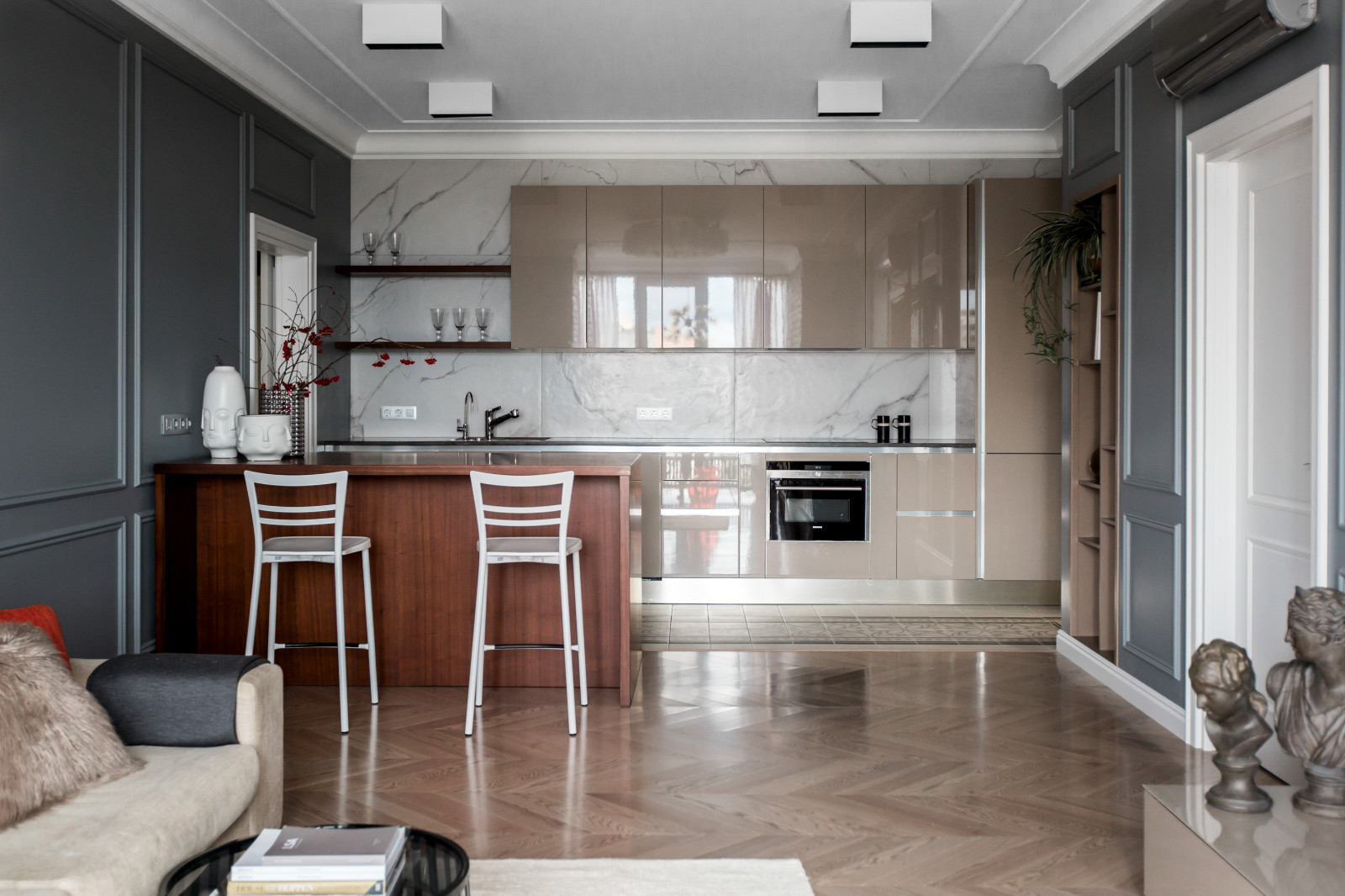 Леопарды и оттенки серого