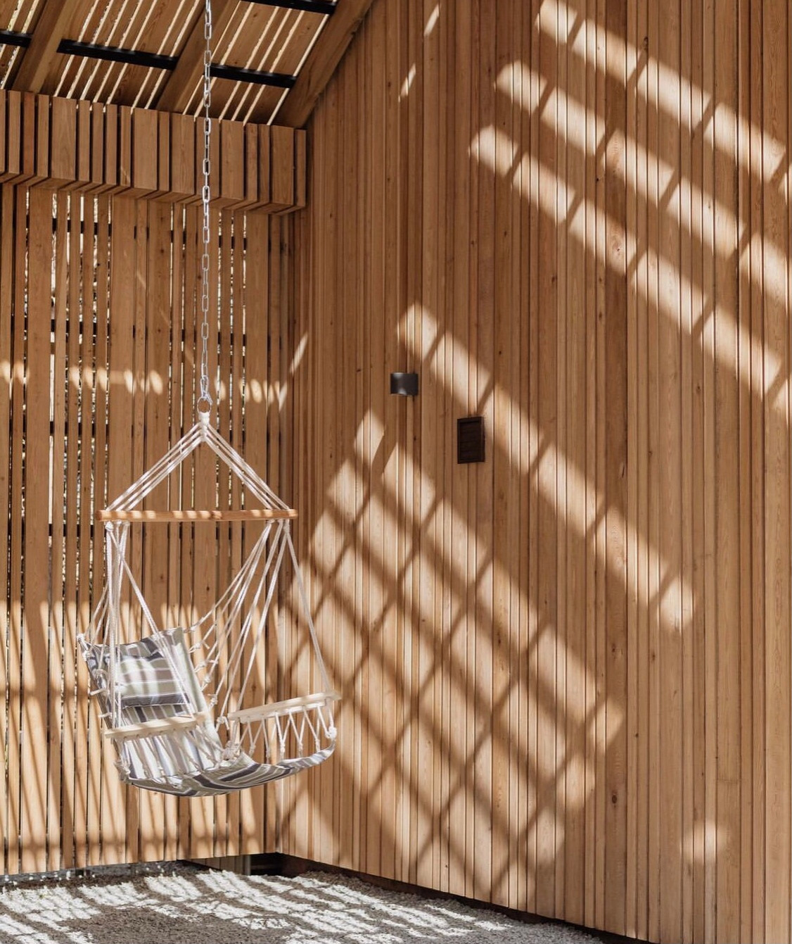 Обложка проекта: Солнечный барн