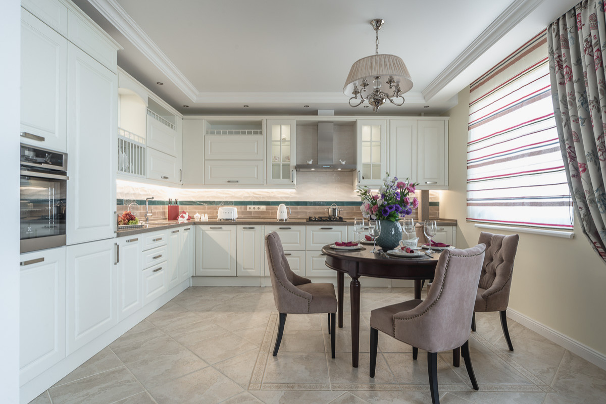 Квартира на Античном 2