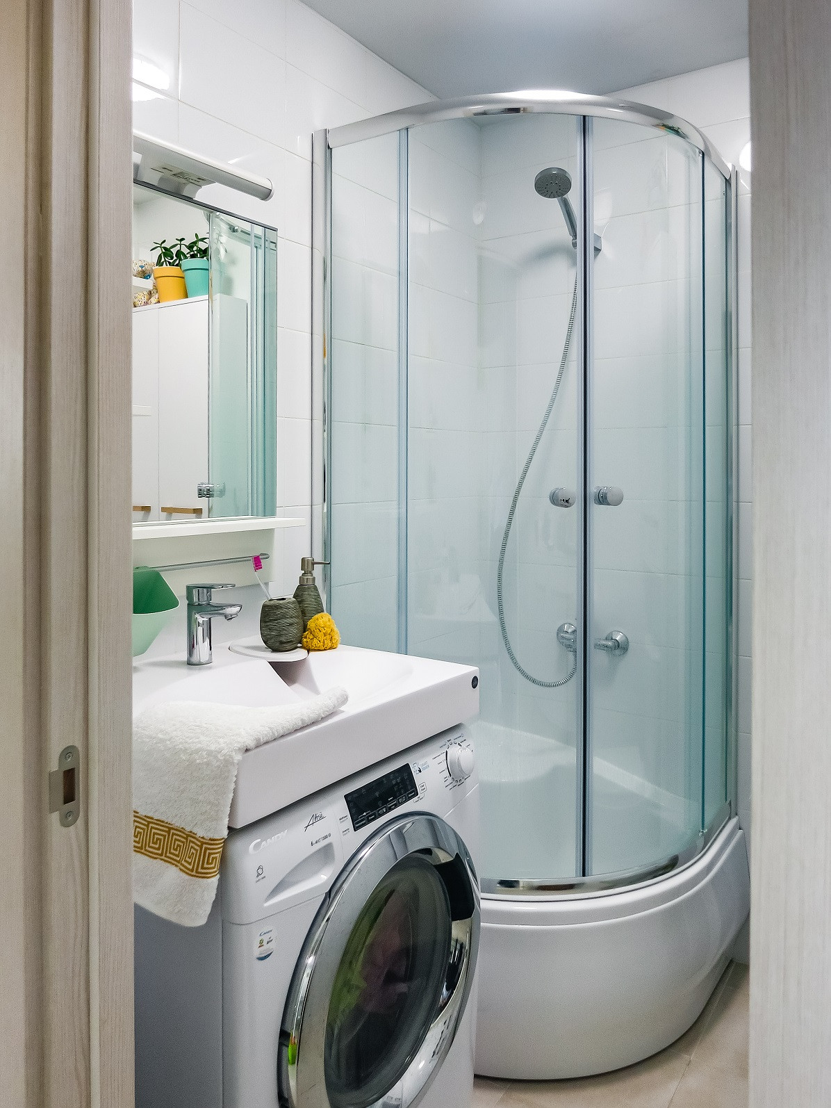 Обложка проекта: Малышка