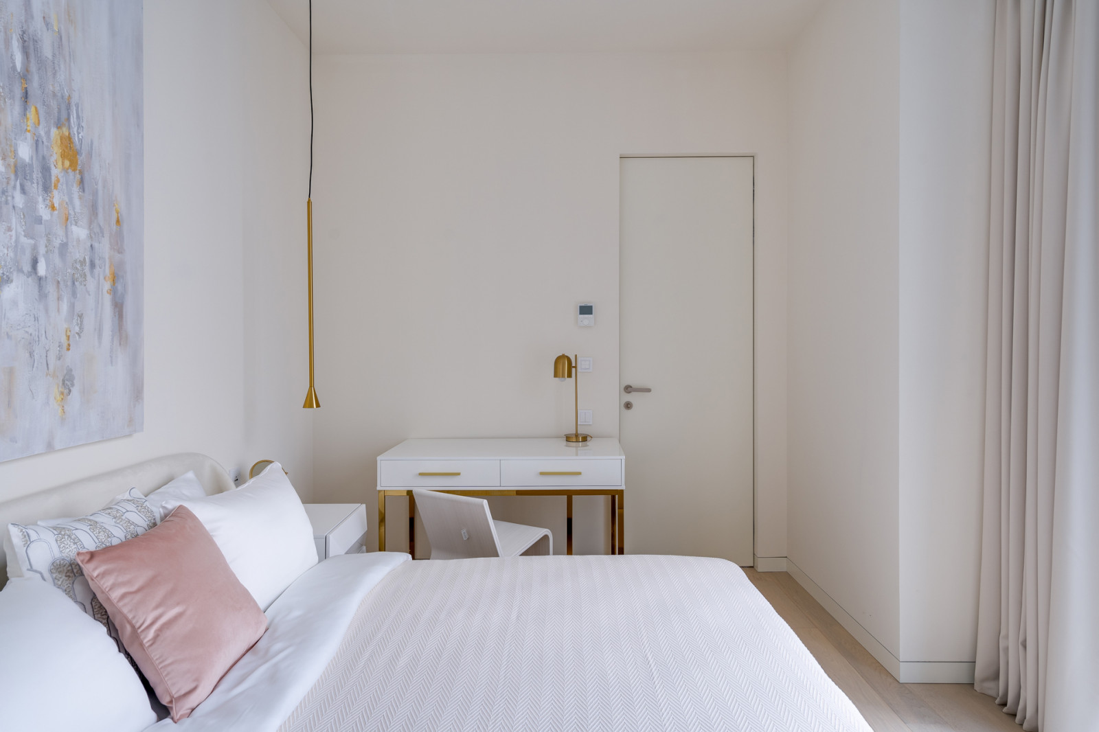 Хоумстейджинг апартаментов для долгосрочной аренды в Capital Towers