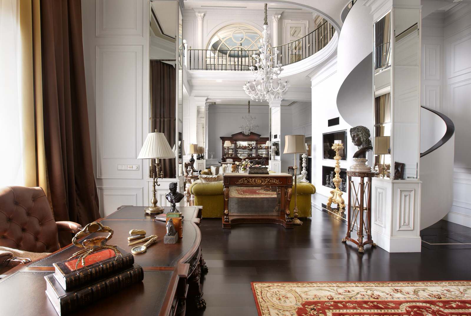 Обложка проекта: Пентхаус в Москве. Гостиная и кабинет