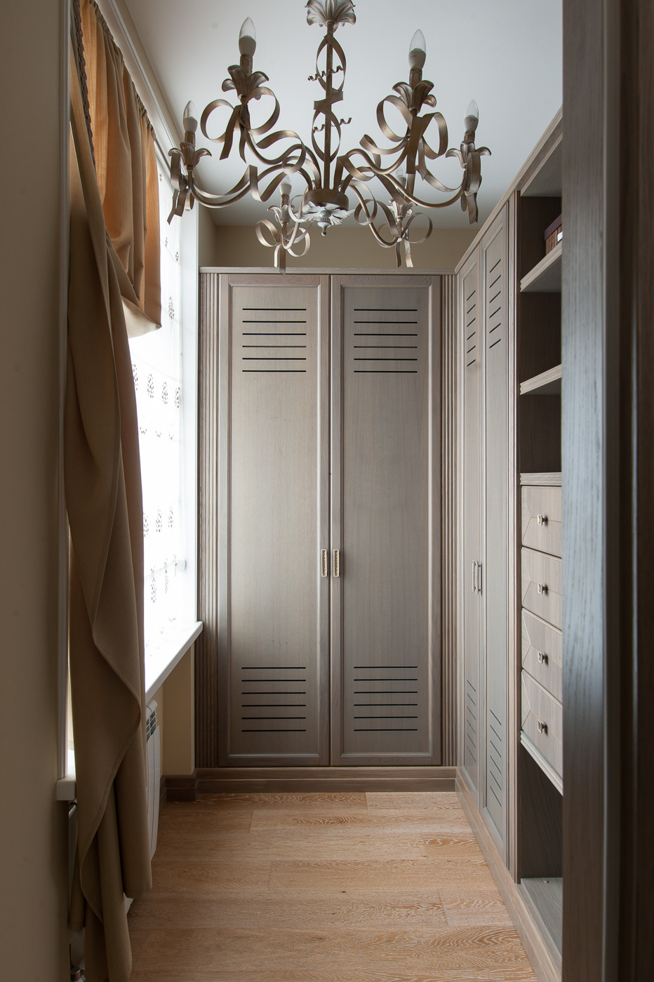 Просторная квартира на Васильевском острове