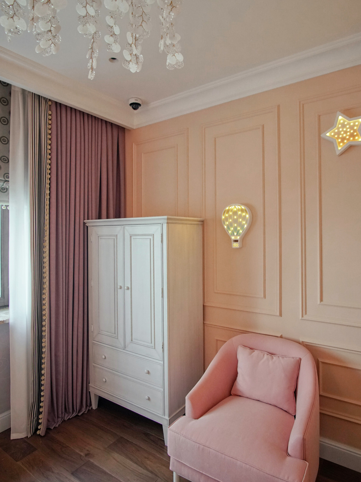 Портьеры в детской на димауте , с кантом и бахромой