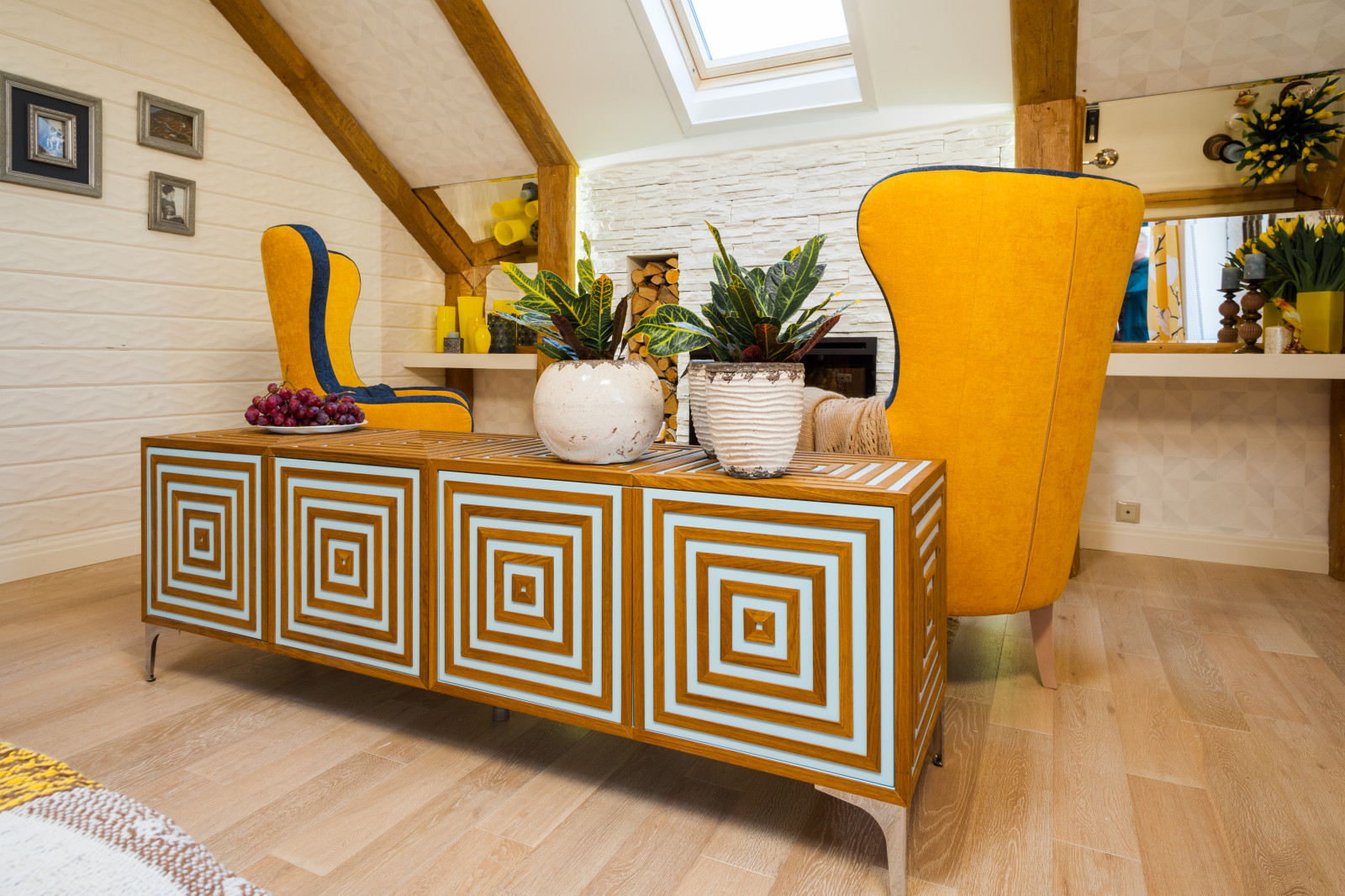 Яркие спальни