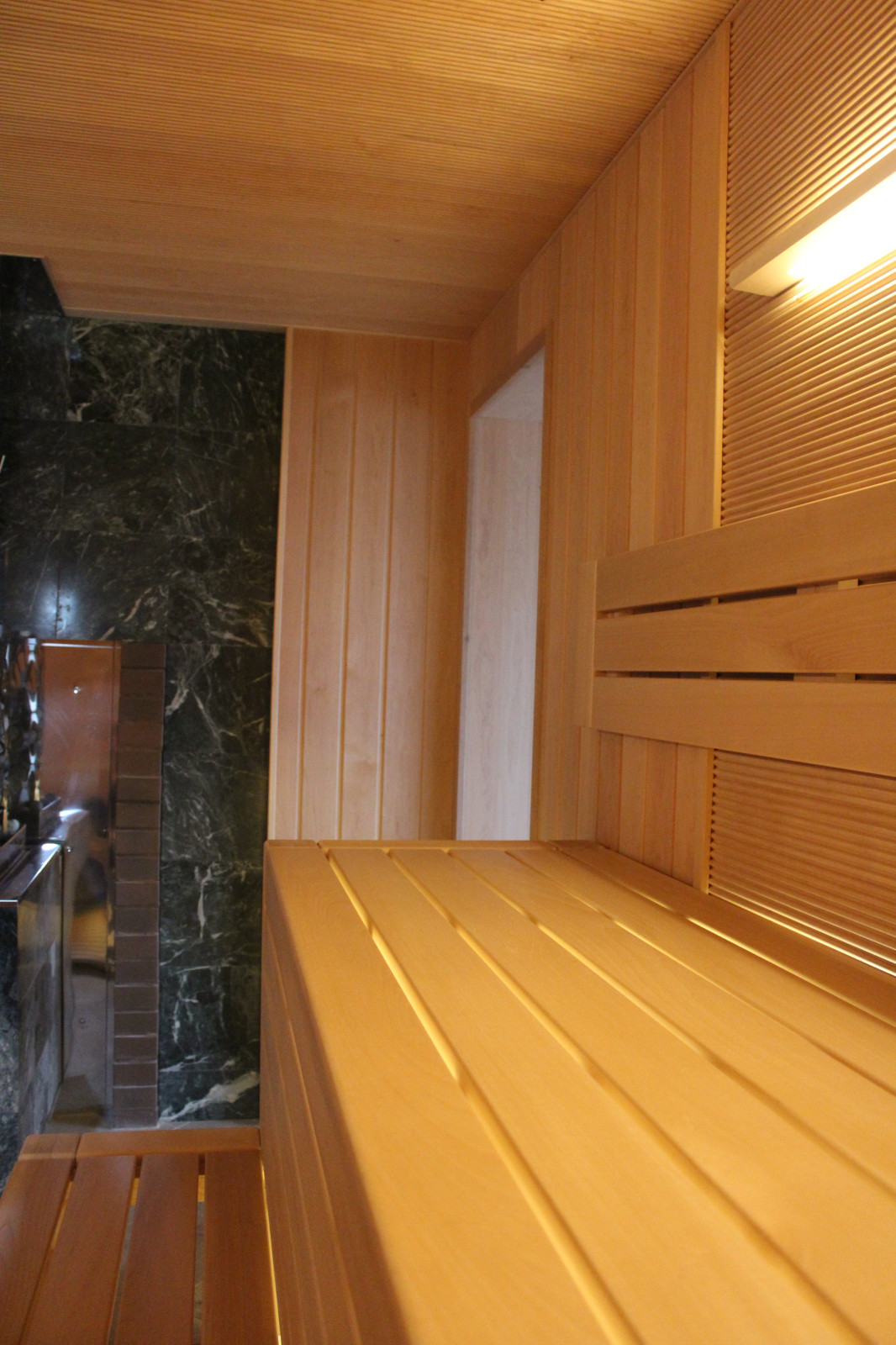 Парная стены ольха, пологи липа