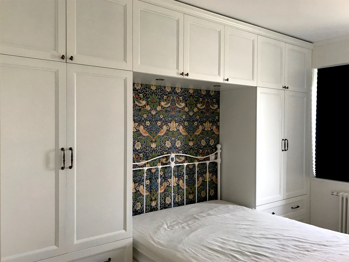 Шкаф в спальню