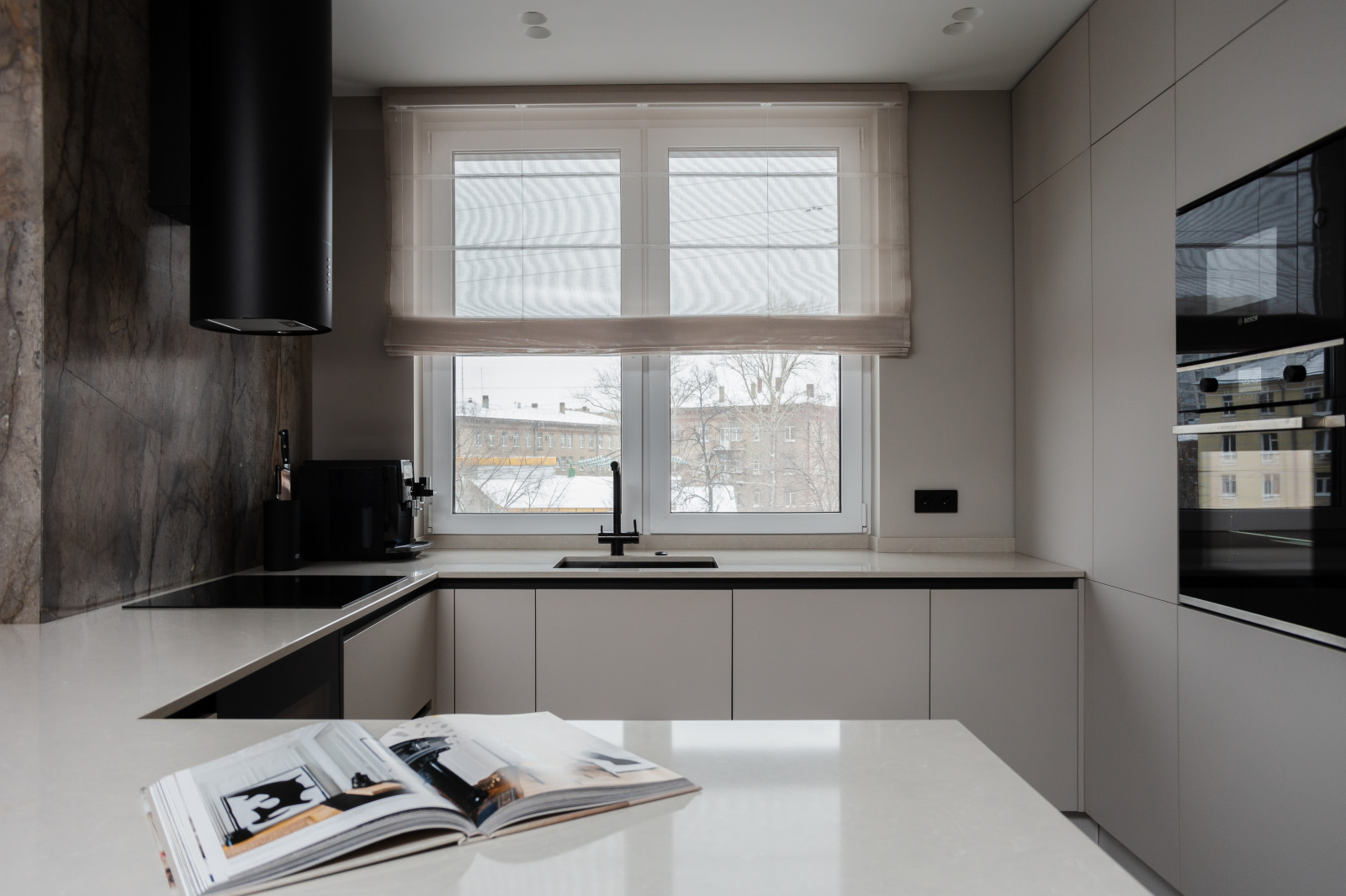 Минимализм с ярким акцентом