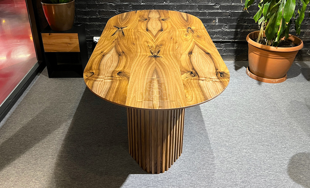 Коллекция столов 2024