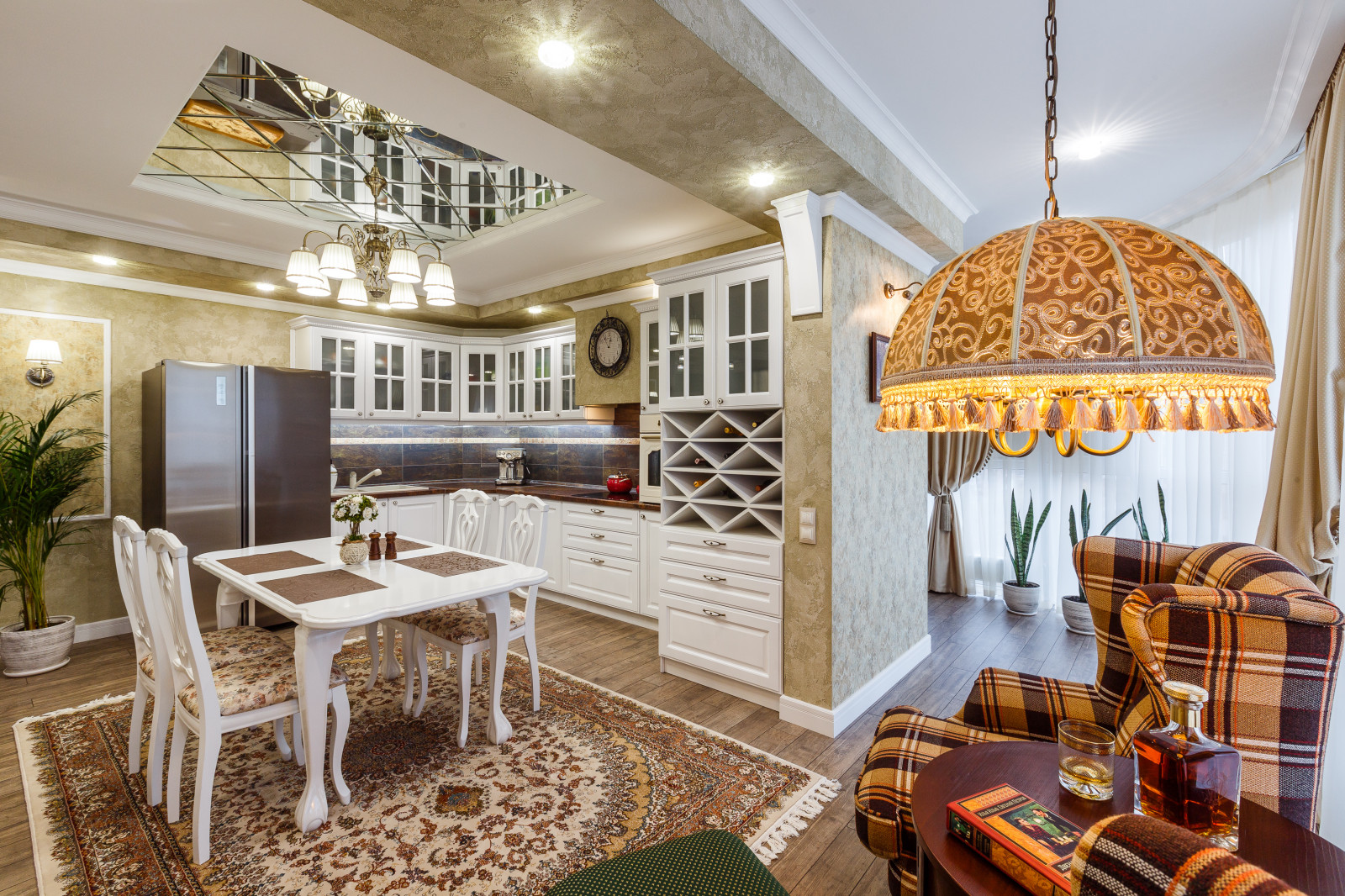 двух комнатная кв с нотками английского стиля. Фото