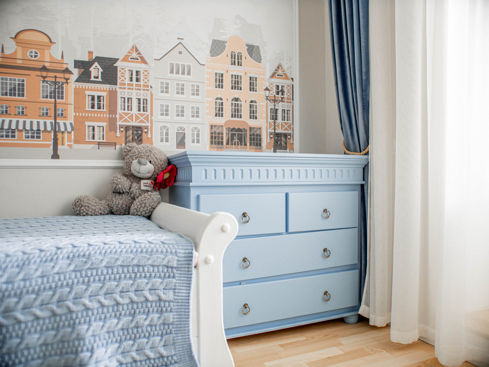 Детская для мальчика в синих тонах