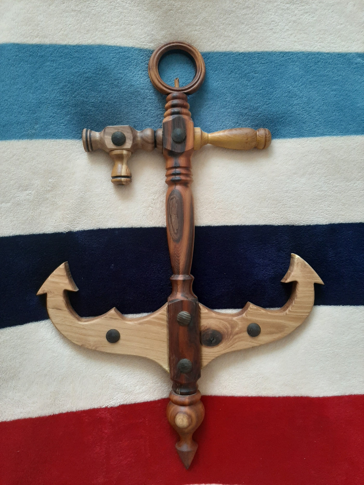 Обложка проекта: Сувениры из дерева