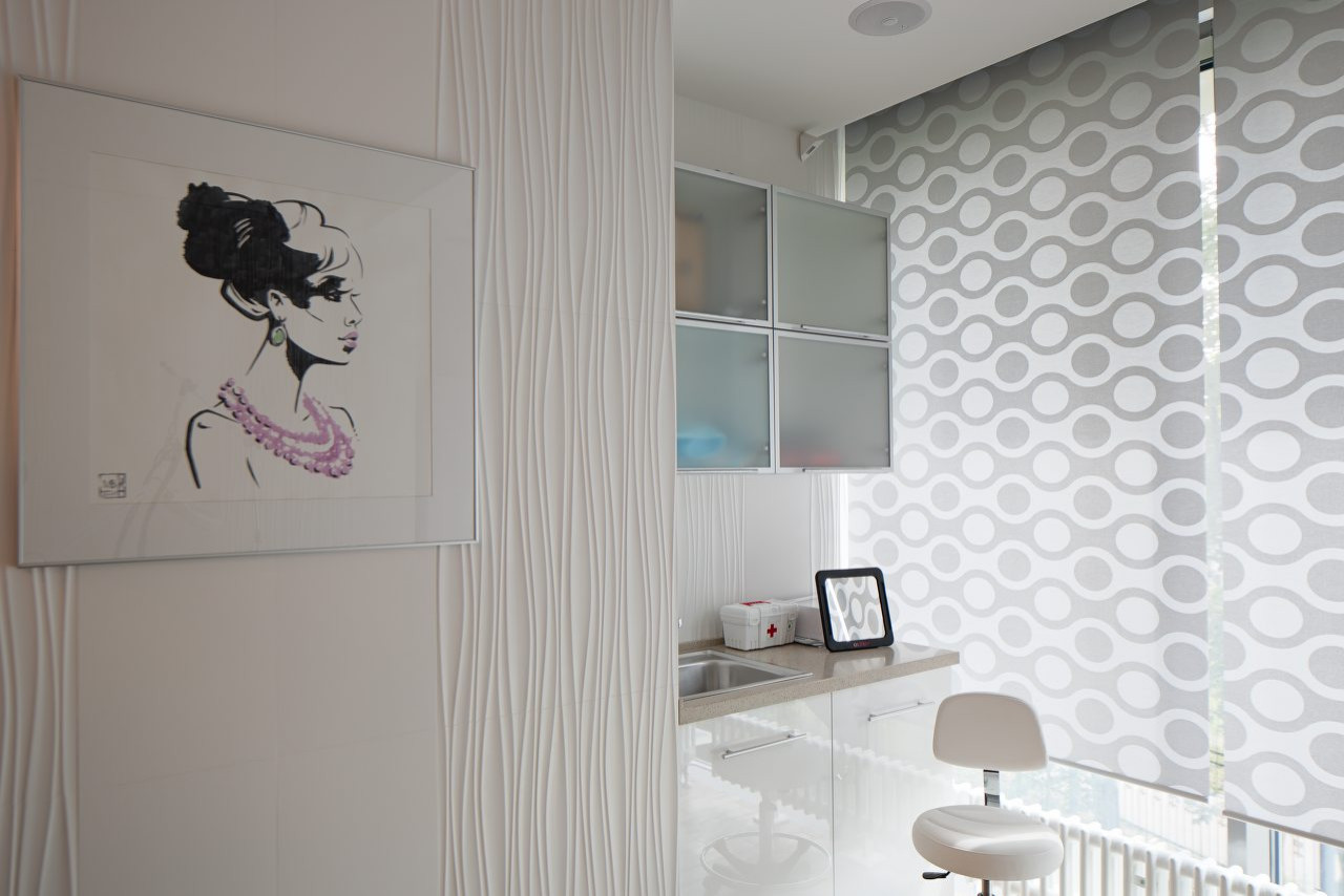 Салон "Crystal Line & Beauty"