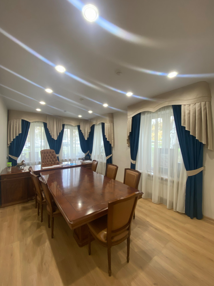 Обложка проекта: ВДНХ «администрация конюшенного комплекса»