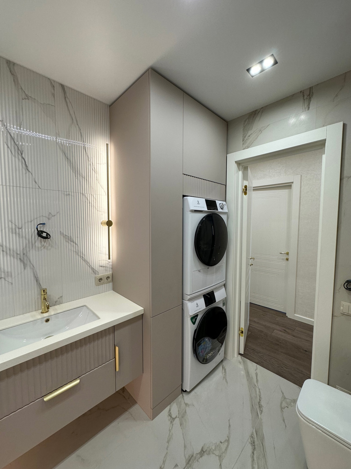 Москва, ул. Академика Виноградова