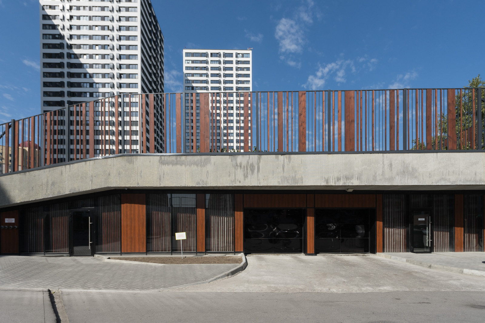 Обложка проекта: Подземный паркинг