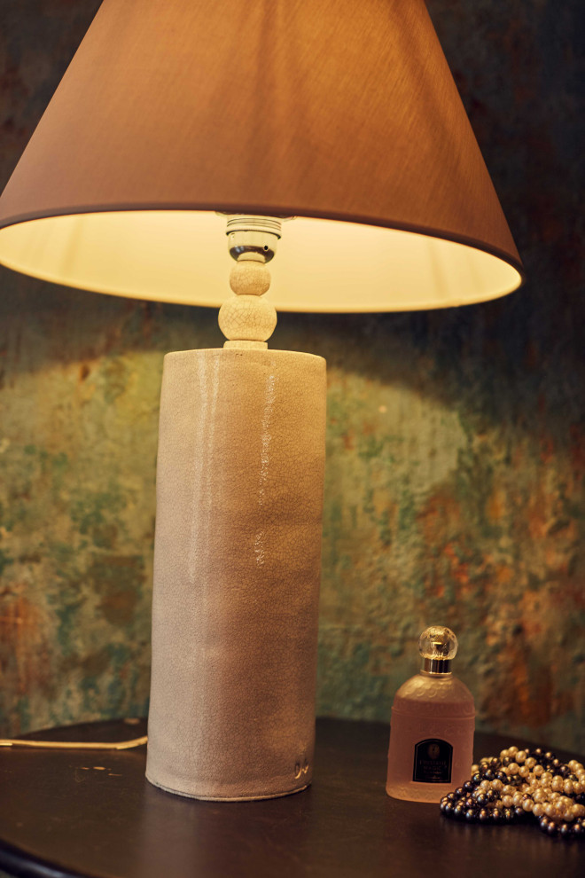 Настольная лампа