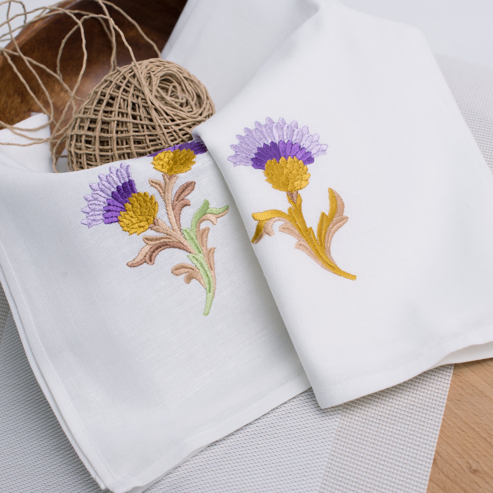 Вышивка на кухонных полотенцах