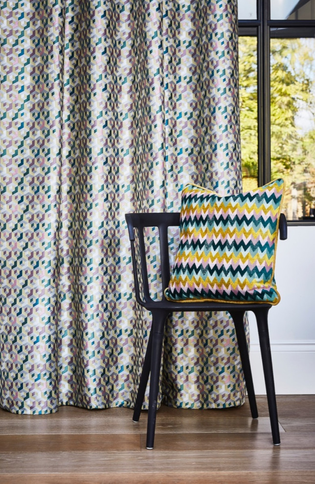 Наша подборка текстиля с геометрией