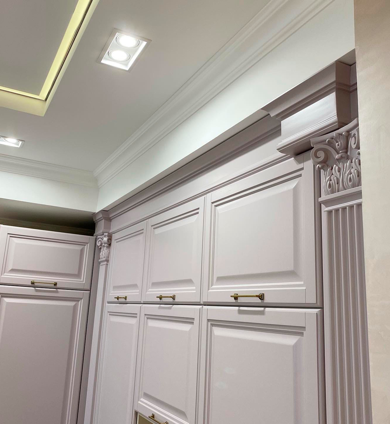 реализация кухни с островом