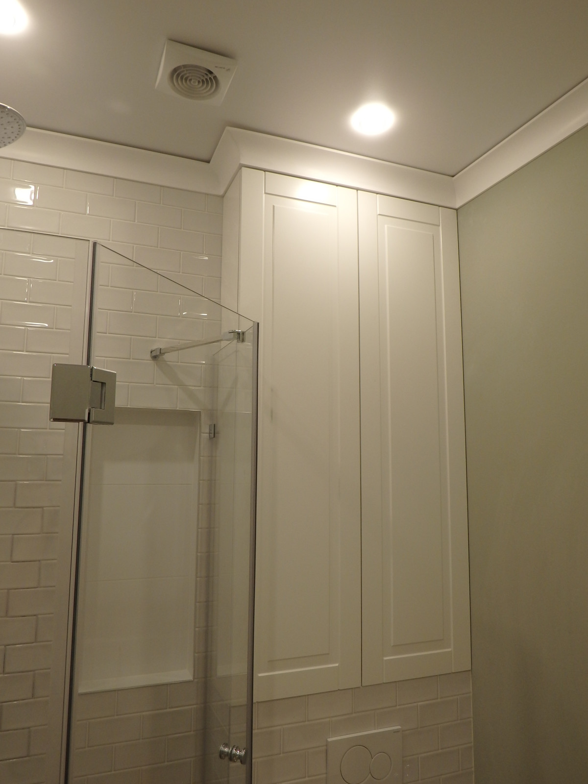 Счастье на Мичуринском - отделка санузла с душевой кабиной в новостройке