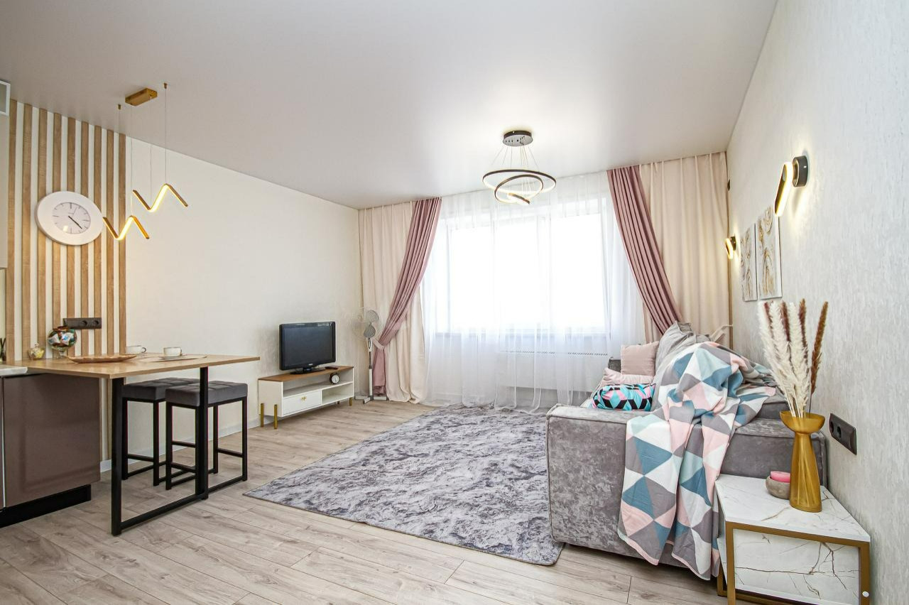 Квартира студия 37кв.м.