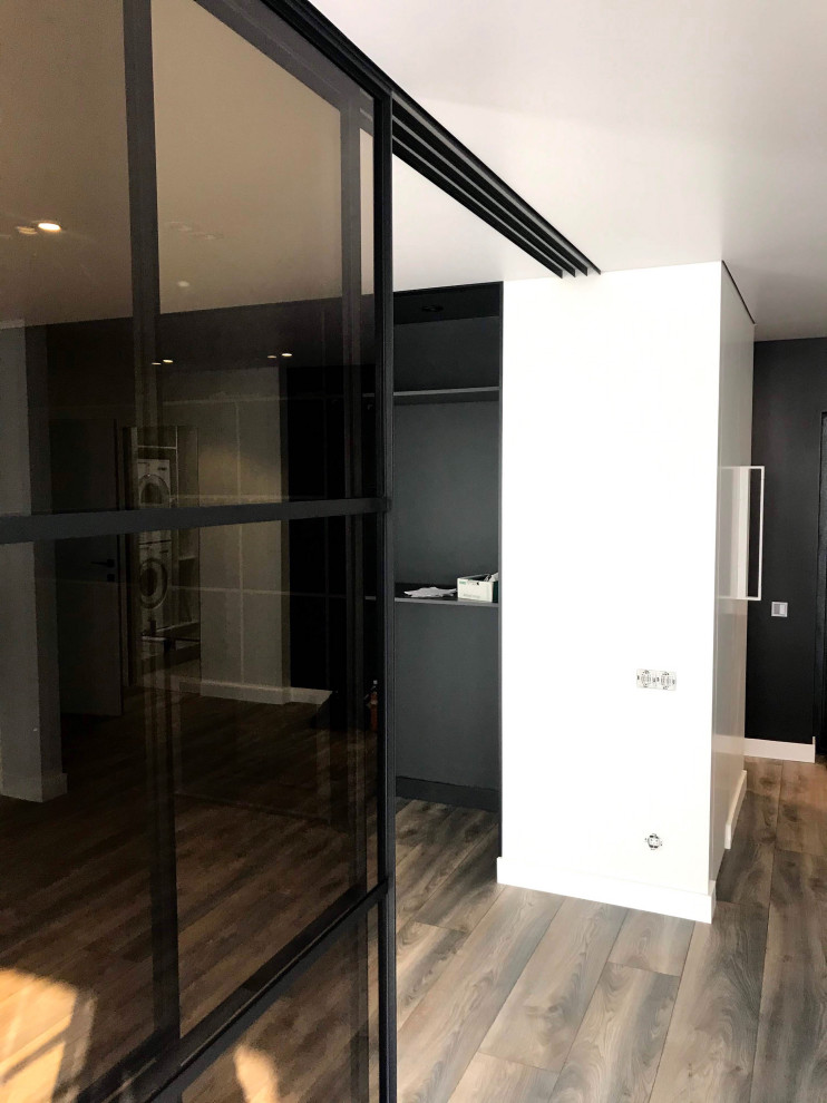 Раздвижная межкомнатная перегородка