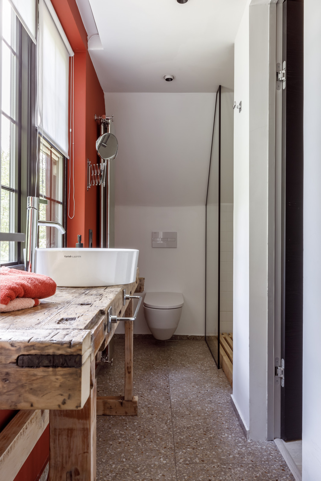 Проект недели: Лестница Мёбиуса и библиотека на месте лоджии