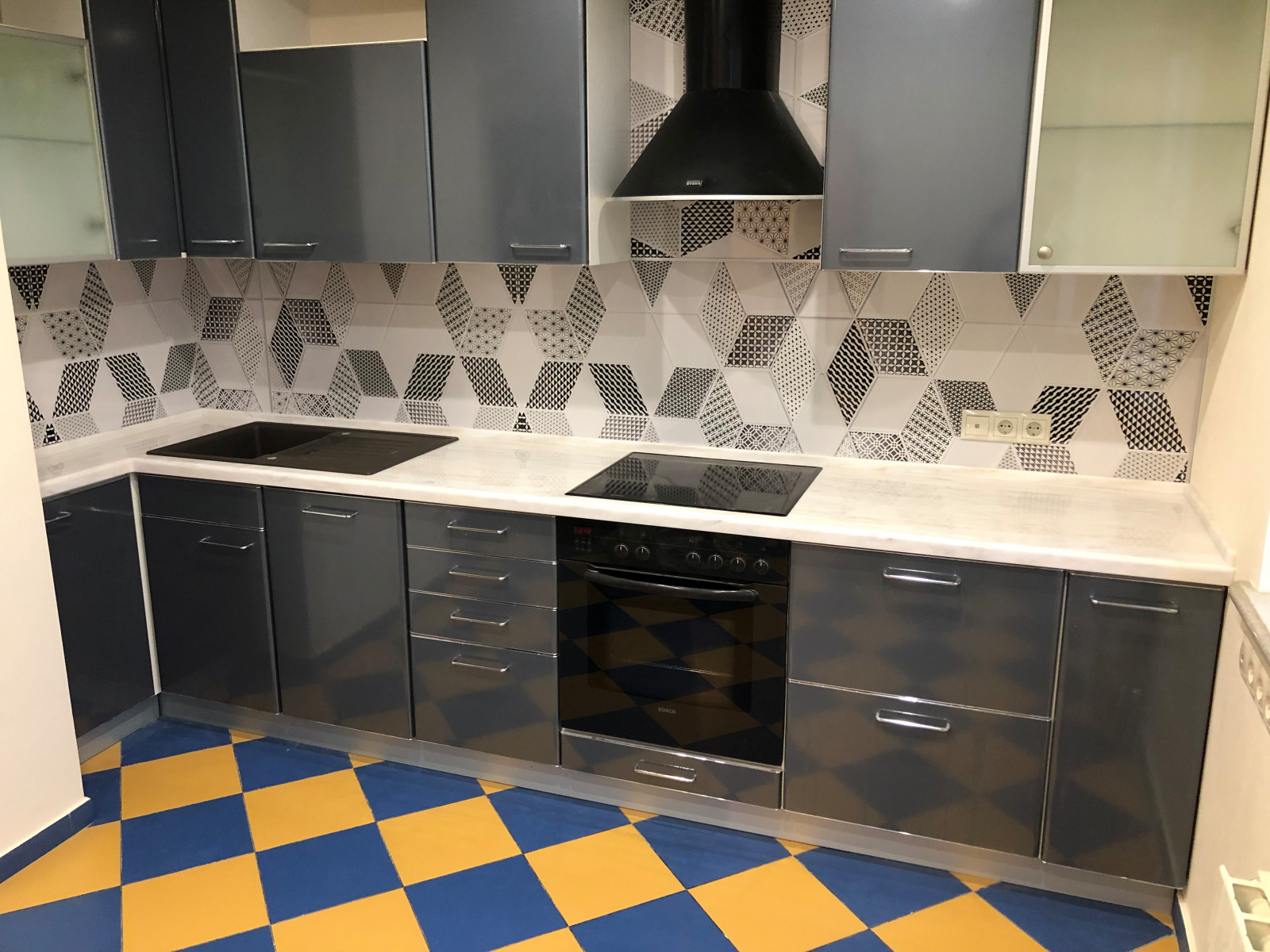 Обложка проекта: Столешница на кухню