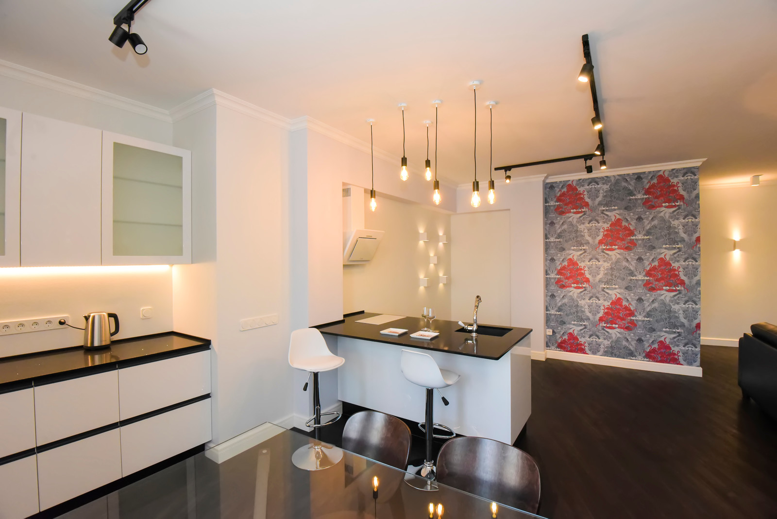 Три сестры: "Вода" ЖК Дом на Ждановской