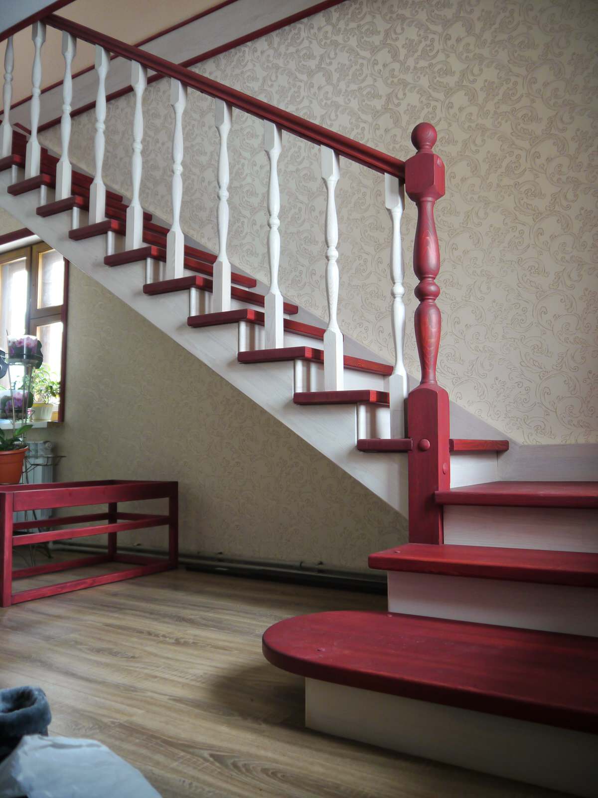 Обложка проекта: Мебель + лестница в коттедж