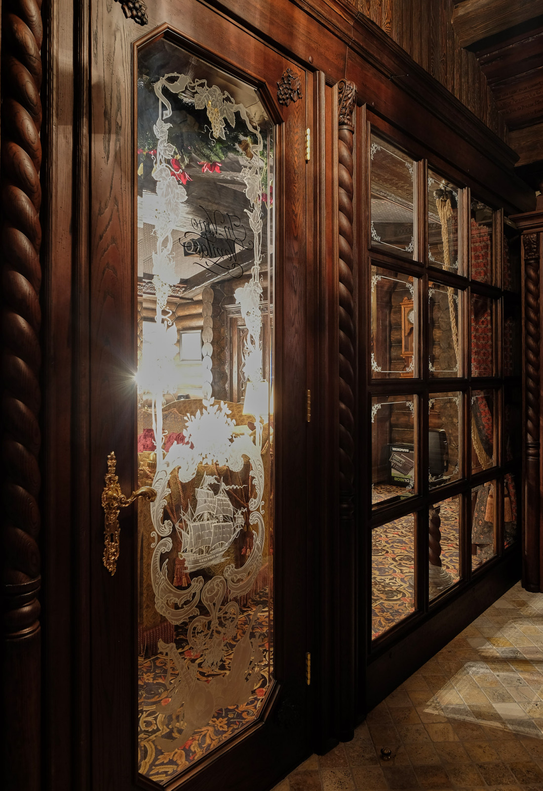 ВИЛЛА ПОДМОСКОВЬЕ