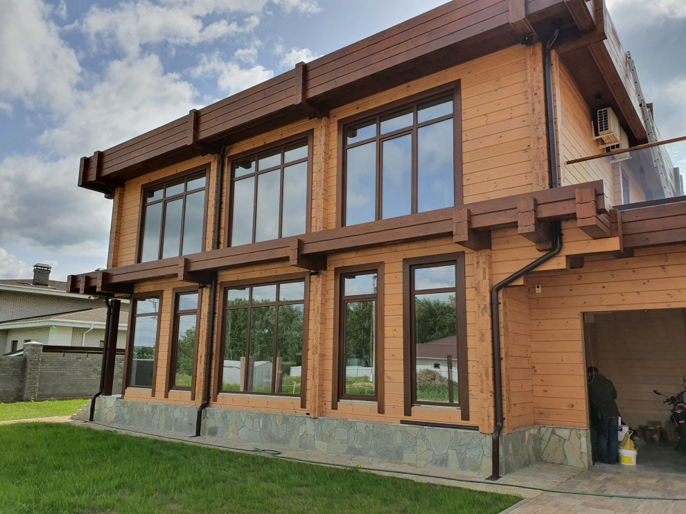 Дом из клееного бруса в пригороде Барнаула