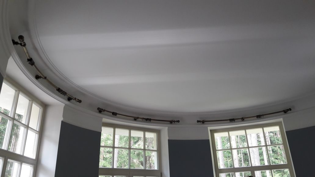 Эркерный карниз