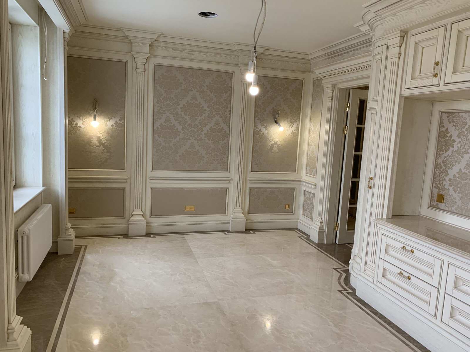 Деревянный интерьер квартиры