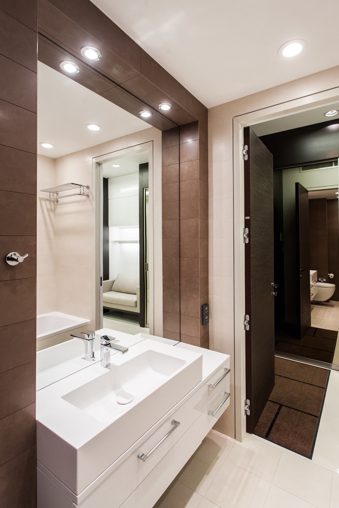 УЛ. ВАРШАВСКАЯ, ПЛОЩАДЬ: 156 М2