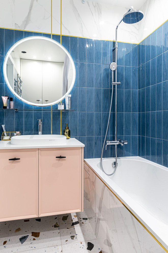 В сиреневых тонах (3-х комнатная квартира 66,7 м²)