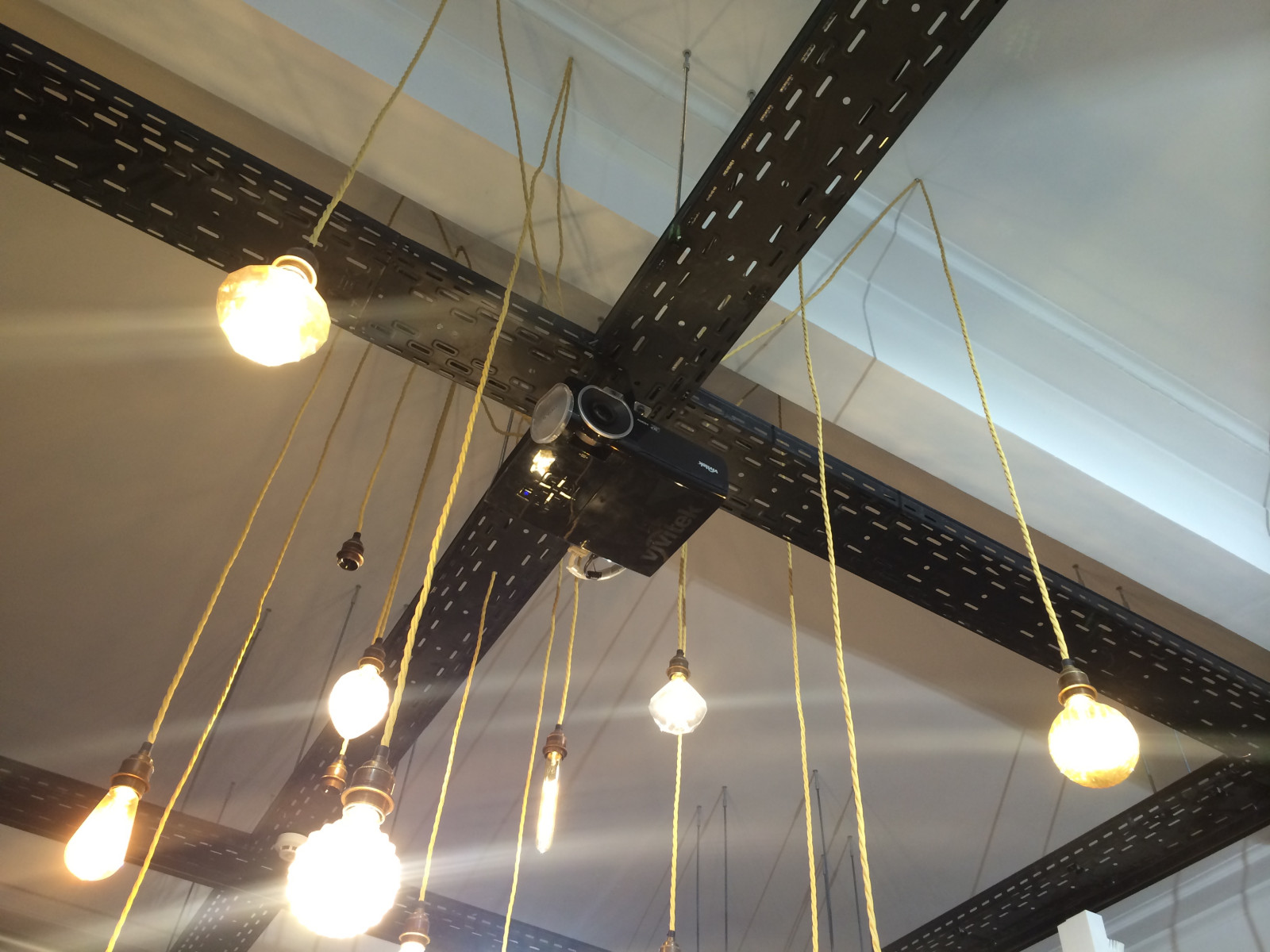 Шоурум студии светодизайна LiDS