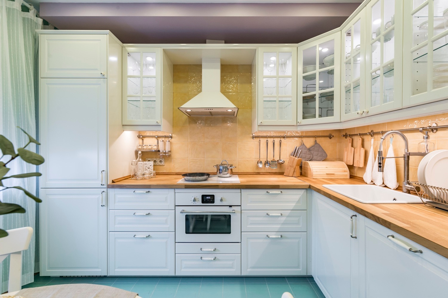 Кухня для новой роли