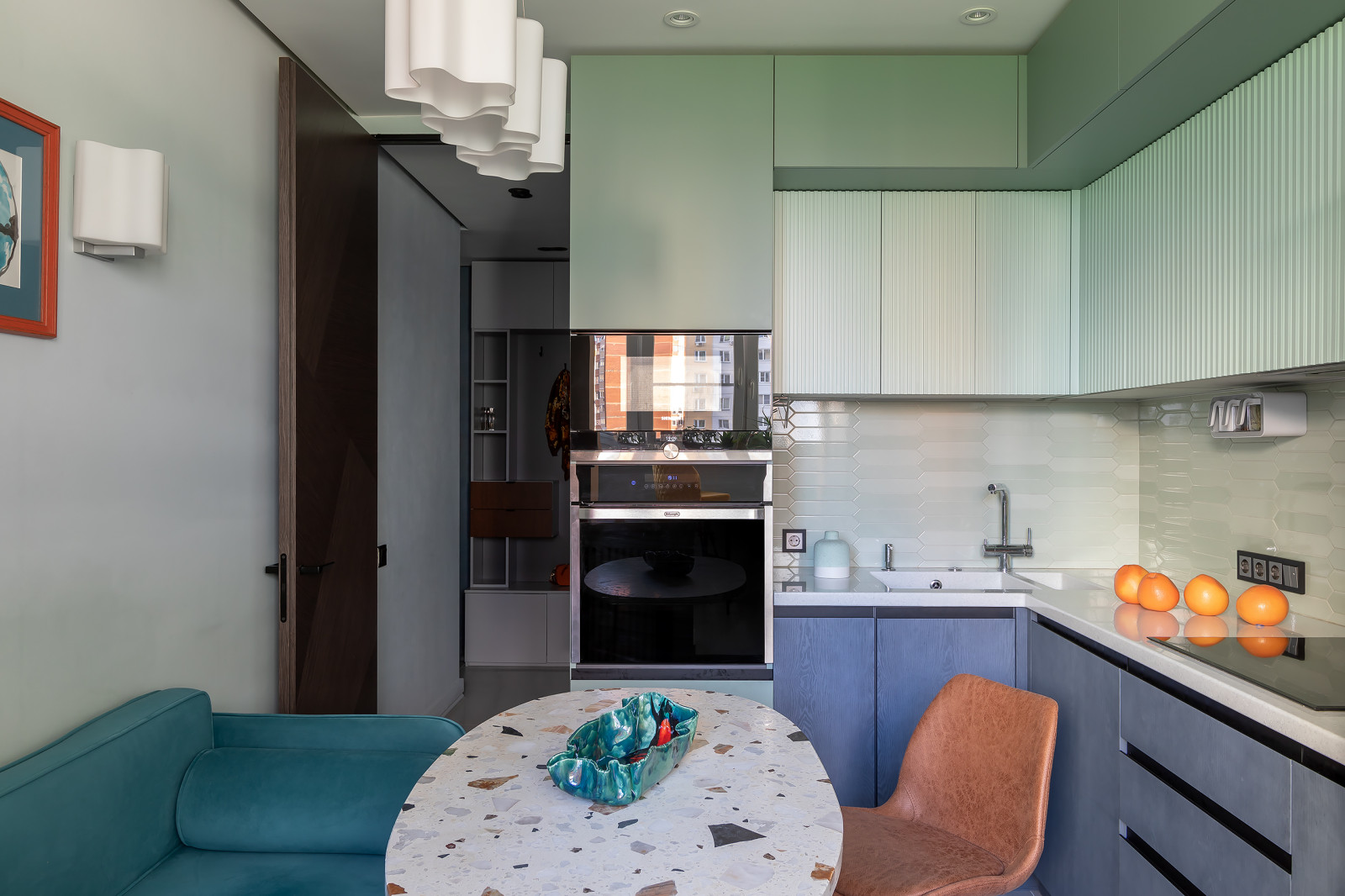 Квартира с яркими деталями и штрихами