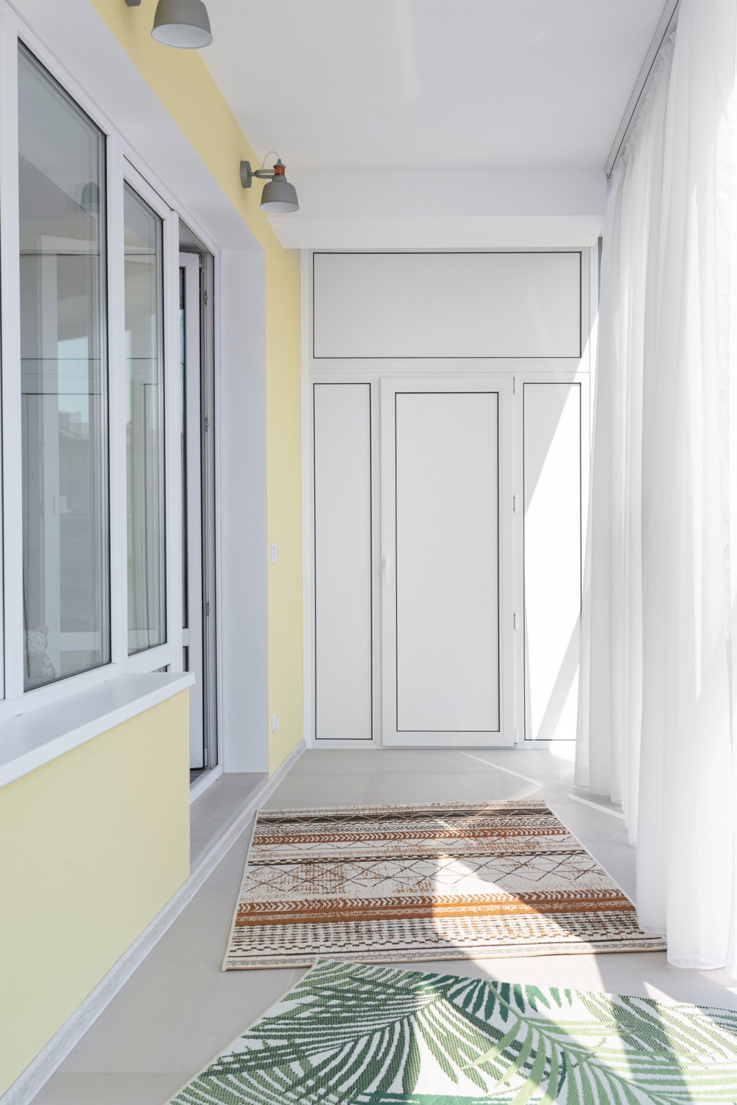 Реализованный проект двухкомнатной квартиры в г. Артем для молодой семьи.