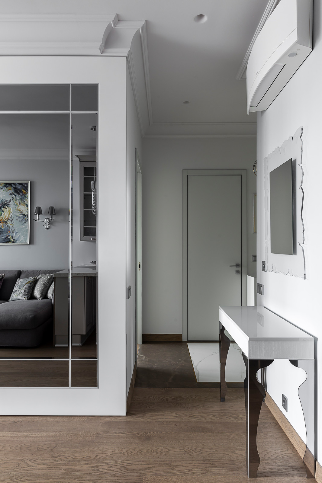 Современная классика на Живописной.