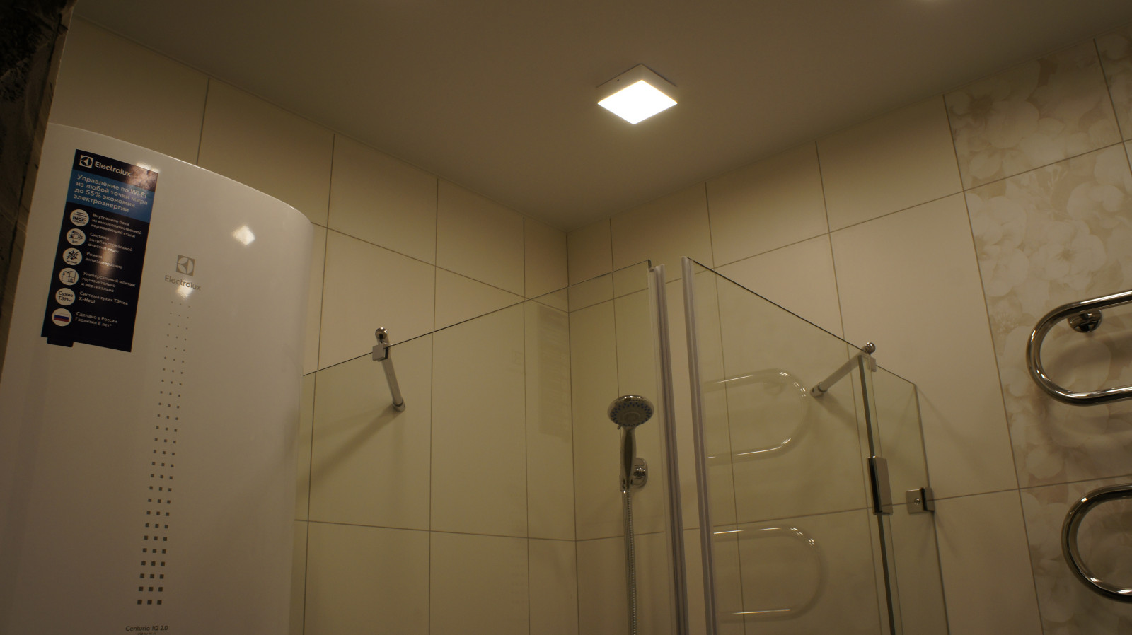 Максим Известинская