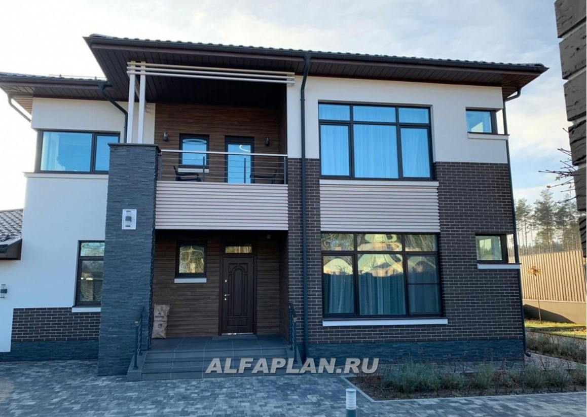 560B «ПРАЙД» - современный коттедж с остекленной верандой и гаражом